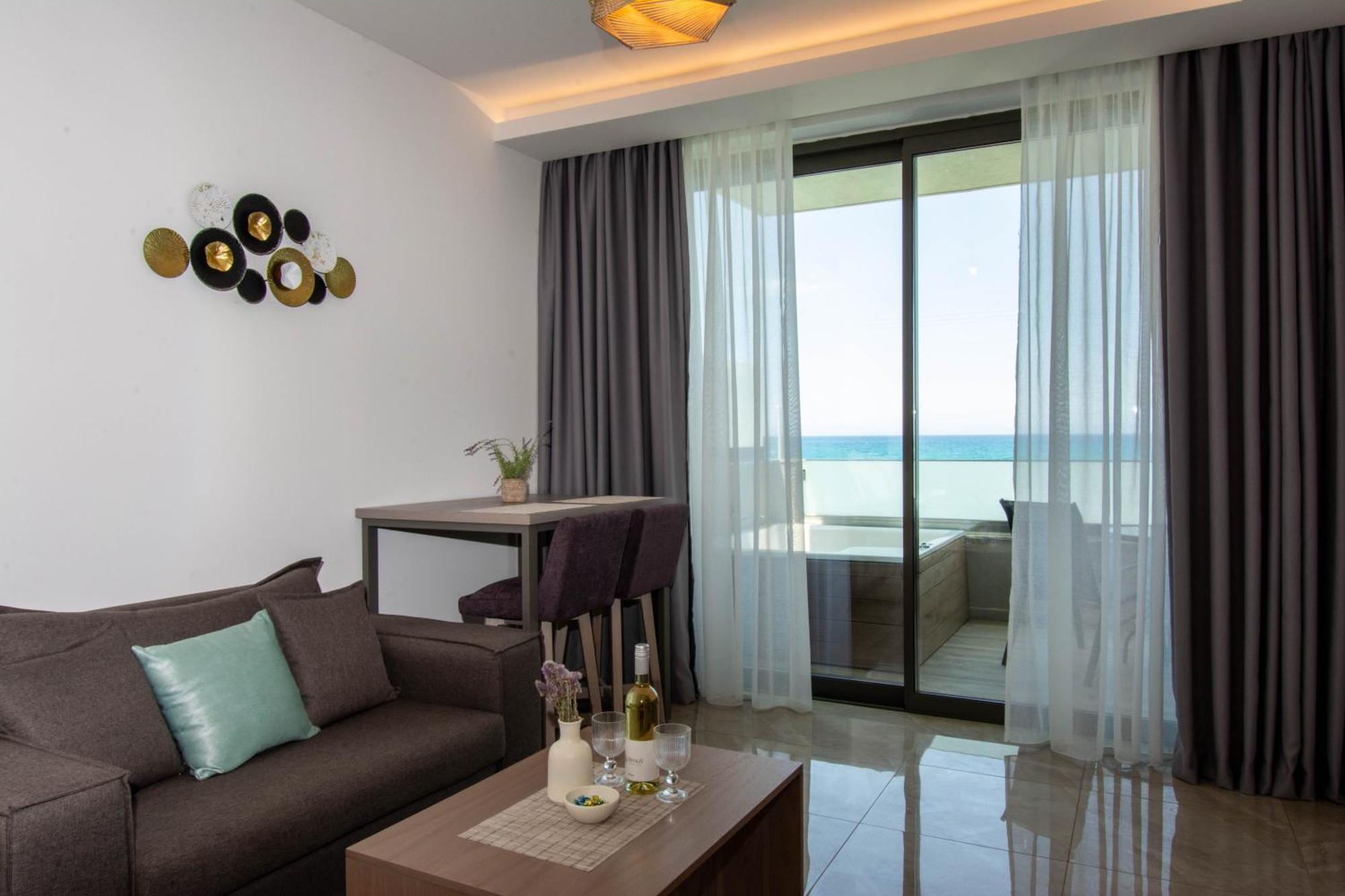 Ebenus Suites "Adults Only" By Checkin Гувес Екстериор снимка